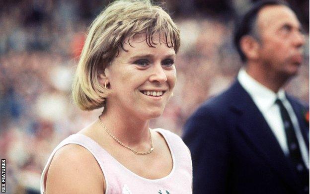 Sue Barker